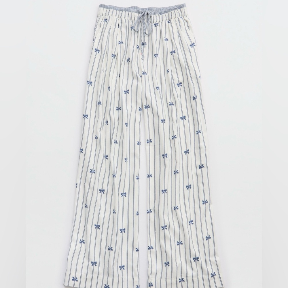 Aerie NWT Street Flannel Trouser PJ, Marbled Blue color with bow design.